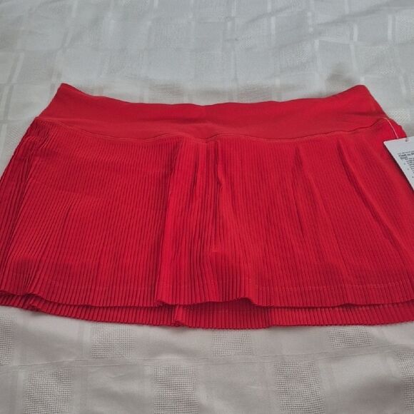 Lululemon Athletica Red Pleat To Street Skirt - Picture 8 of 16